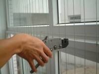 隱形防護(hù)網(wǎng)十字扣鉗